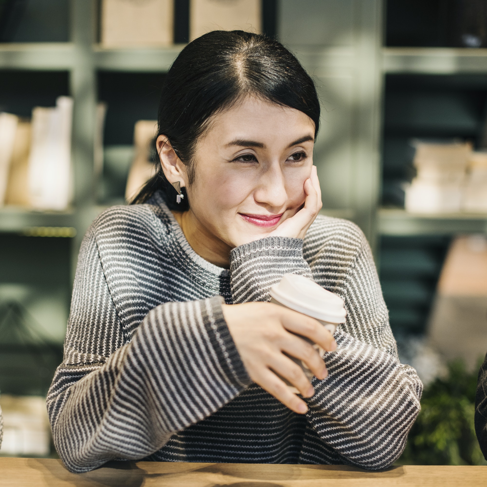 japanese-woman-having-a-coffee.jpg